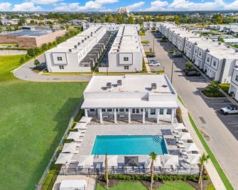 624 Trikomo Drive - Davenport