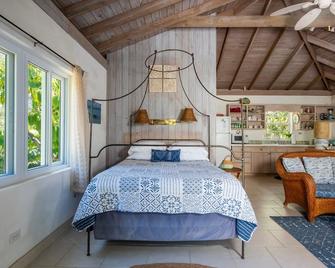 Poponi Cottage 1 Bedroom Cottage - North Palmetto Point - Habitación