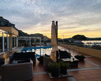 Hotel Miralonga - La Maddalena