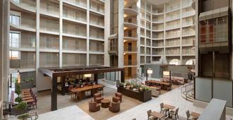 Embassy Suites by Hilton El Paso - El Paso - Lobby