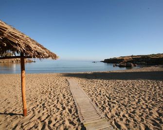 Flamingos Hotel - Darátsos - Пляж