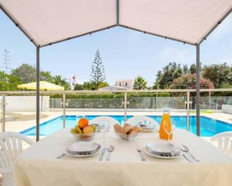 Villa Sol Nascente - Porches - Pool