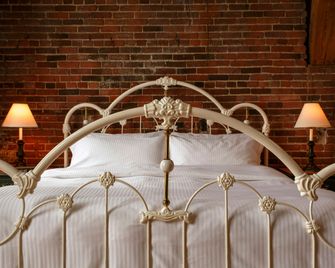 Auberge du Vieux-Port - Montreal - Bedroom