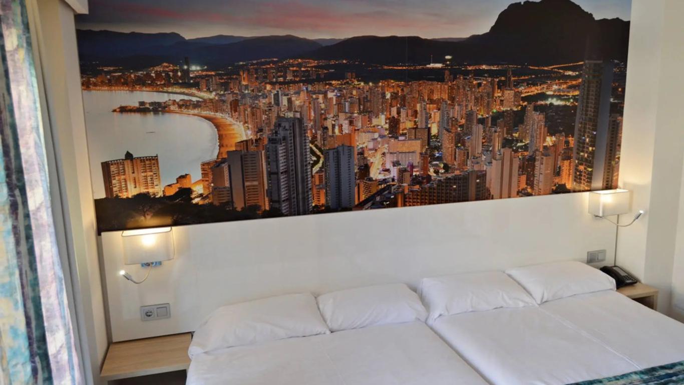 Hotel Tropic