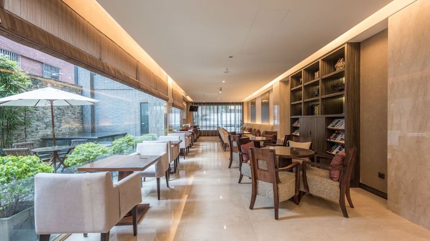 Royal Biz Taipei Hotel