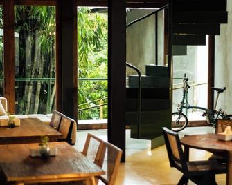 The Setumbu Experience, Artotel Curated - Magelang - Matsal