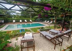 Rinconcito Lodge - Liberia - Pool
