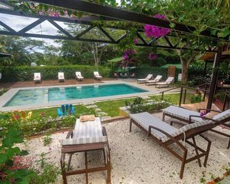 Rinconcito Lodge - Liberia - Pool