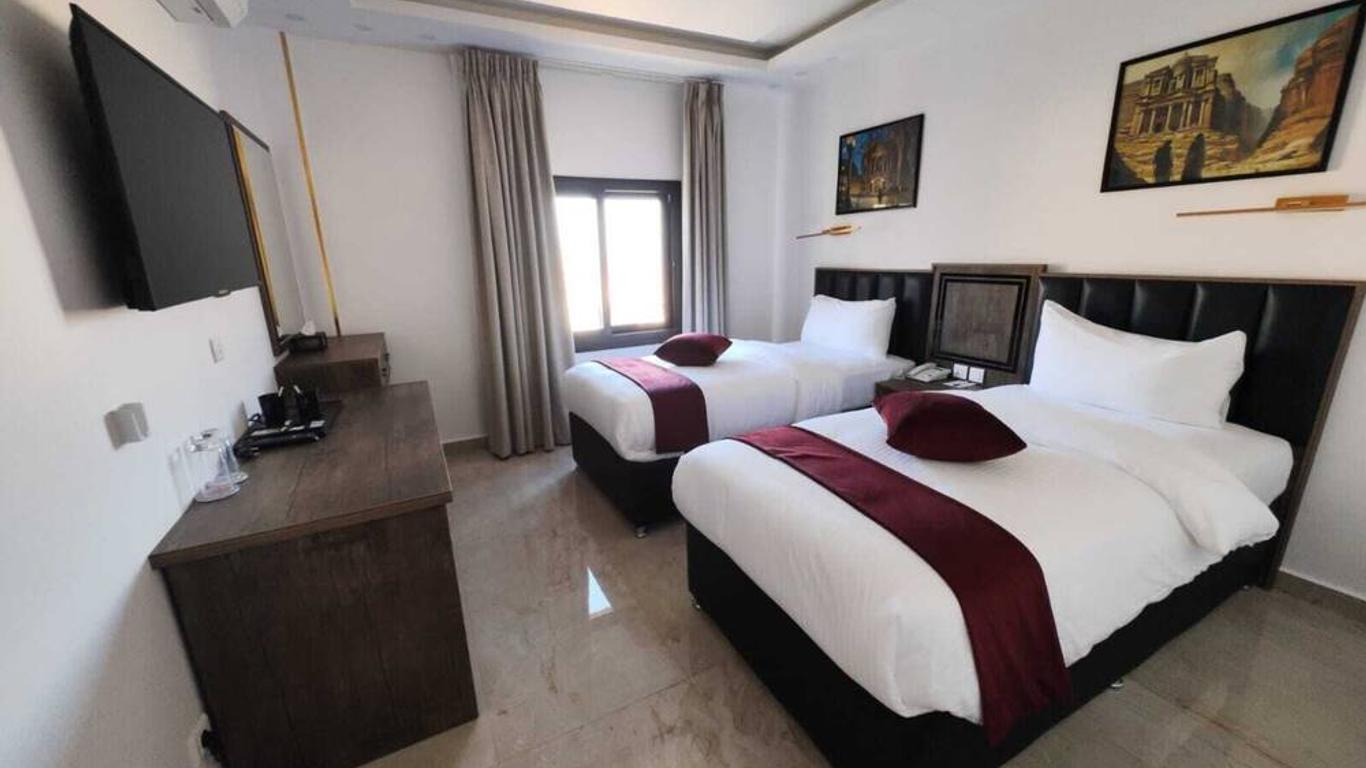 Petra Bermudez Hotel