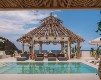 Xeno Hotel Boutique - Zipolite - Piscina