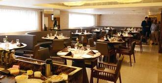 Monotel Luxury Business Hotel - Kolkata
