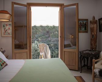 Hostal Mar y Sal - San José Obrero - Habitación