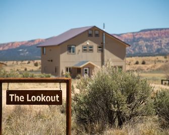 The Lookout at Sevier River - Hatch - Gebouw