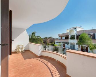 1680 Appartamento Blumer by Barbarhouse - Sant'Isidoro - Balcón