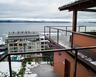 بيت شباب إن باريلوتشي - سان كارلوس دي باريلوتش - شرفة