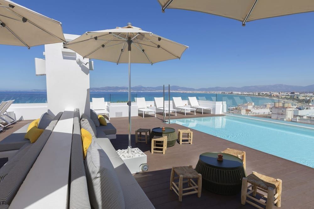 whala!fun - S'Arenal - מרפסת