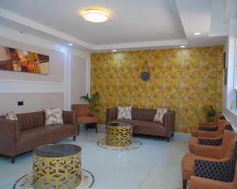 Barsalinga Towers - Isiolo - Sala de estar