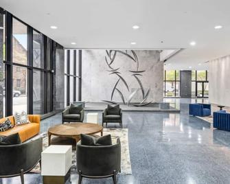 1 Bedroom Luxury Apartment - Birmingham - Lobby