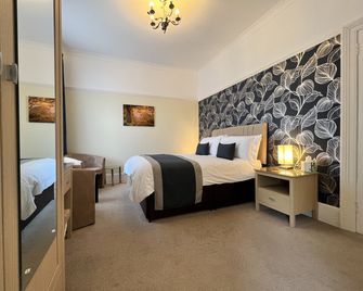 The Birkdale Guest House - Shanklin - Bedroom