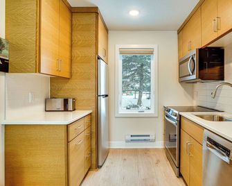 1/2 Mi to Downtown: Quiet Northfield Apartment - Northfield - Kuchyň