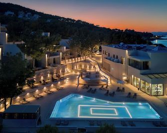 Mythical Coast Wellness Retreat - Mytilene