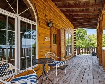 Lakeside cabin on Mille Lacs lake near trails - Isle - Balcón