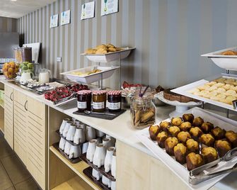B&b Hotel Madrid Aeropuerto T1 T2 T3 - Madrid - Buffet