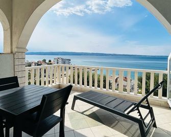 Smartstay Johnny - Podstrana - Balkong