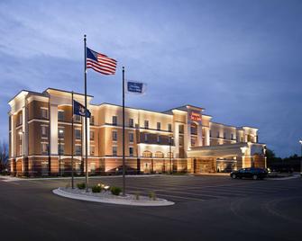Hampton Inn & Suites Saginaw - Saginaw - Building