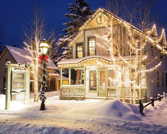 Sawmill Creek Condo 408 by Great Western Lodging - Breckenridge - Building