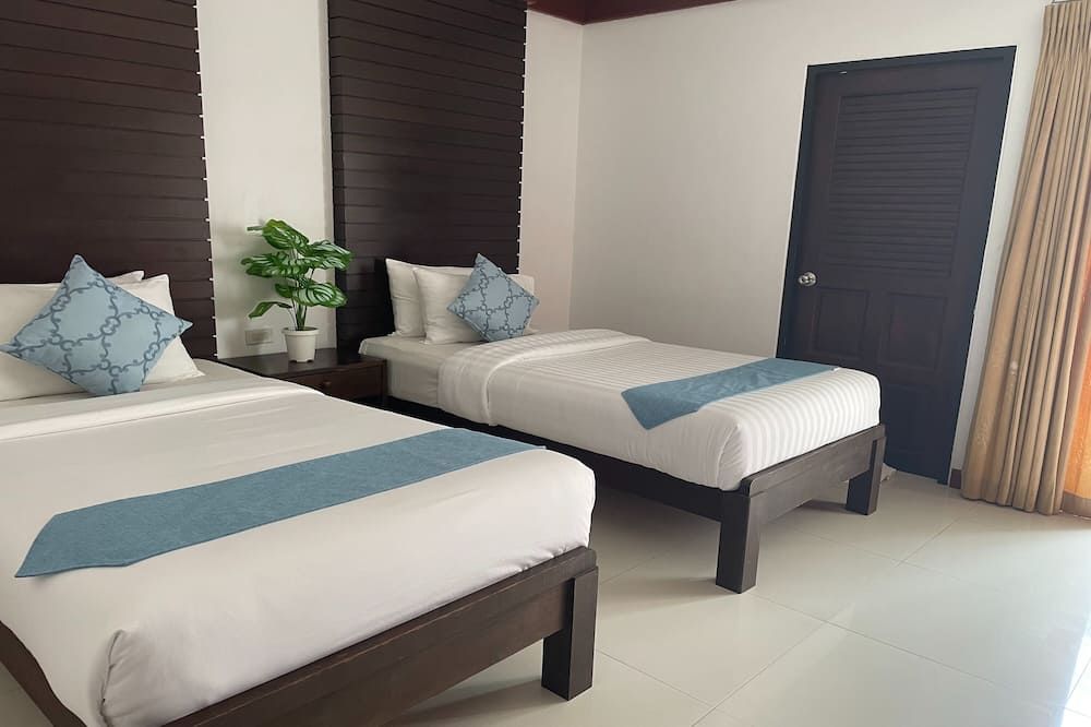 Aromdee at Naithon Beach