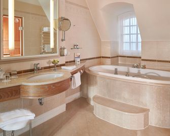 A-Rosa Kurhaus Binz - Binz - Baño