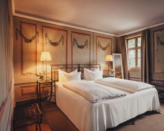 Villa Sorgenfrei und Restaurant Atelier Sanssouci - Radebeul