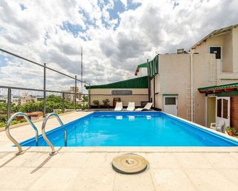 Plaza Milenium - San Rafael - Piscina