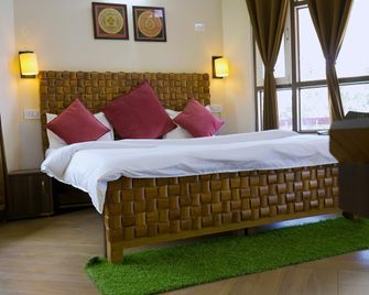 The Whispering Winds Resort - Dharamshala - Kamar Tidur