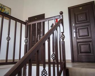 Hotel Planernaya - Domodedovo - Escadas