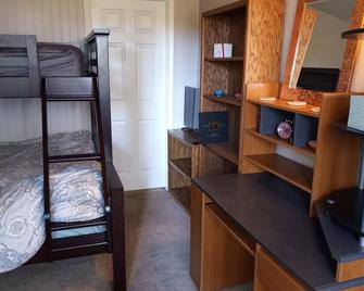 Cozy and comfortable two bedroom condo in Santa Barbara -Close to beach - Santa Barbara