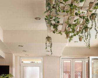 Goji Vegan Hotel - Ialysos - Servicio de la habitación