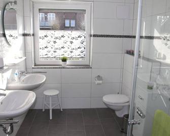 Haus am Meer Whg. 1 EG Edo-Wiemken-Str. 48, 75qm 4 Personen - Varel - Bad