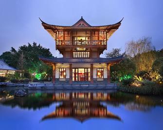 Guilinyi Royal Palace - גילין - בניין