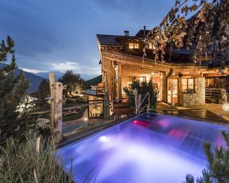 Residence Lusina - Luson - Piscina