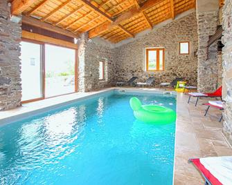 Lovely Home In Privas With Sauna - Privas - Pool