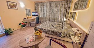 Victoria Hotel - Varna - Yatak Odası