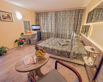 Victoria Hotel - Varna - Bedroom