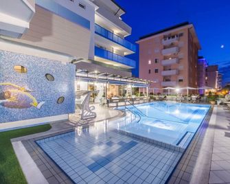 Hotel Mayer - Bibione - Piscina