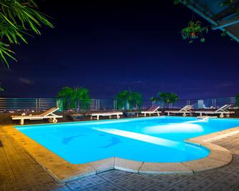 The Summer Hotel - Nha Trang - Pool