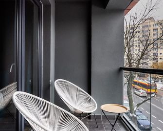 Praga Chic Apartment by BookingHost - Warsaw - Balcony