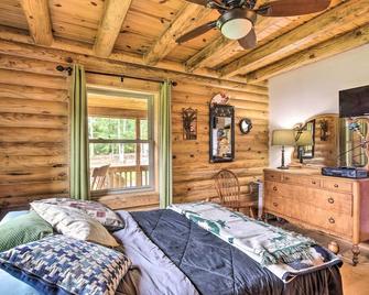 Shenandoah Valley Home - 9 Mi to Natl Park! - Front Royal - Bedroom