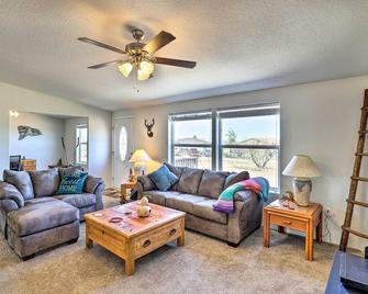 Desert Escape Off I-10 with Over 1 Enclosed Acre! - Mescal - Olohuone