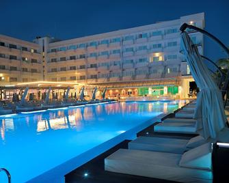 Nestor Hotel - Ayia Napa - Pool